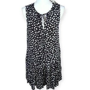 FOREVER 21 BLACK & WHITE ROMPER SZ.M NWT.